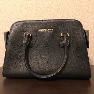 Black Michael Kors Medium Purse Satchel